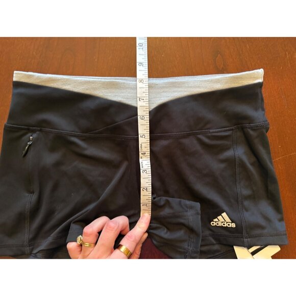 Adidas NWT Supernova Climachill Booty Shorts in Black Women’s Size Medium - Picture 10 of 11